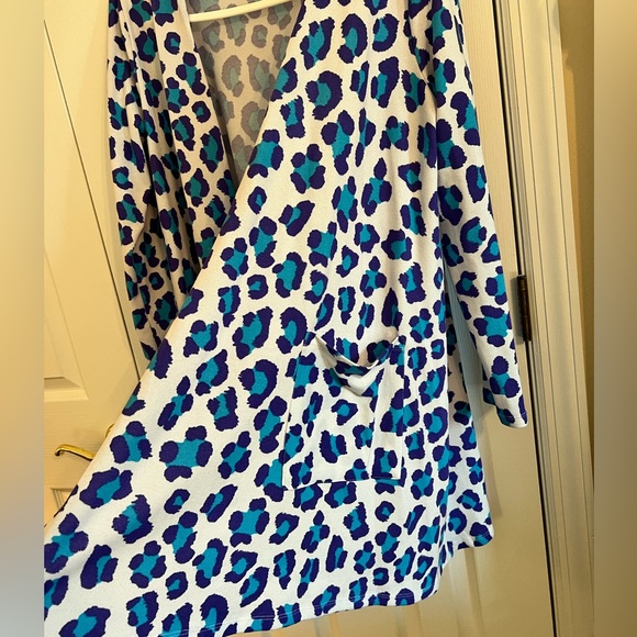 LuLaRoe Leopard Caroline Cardigan - Picture 3 of 5